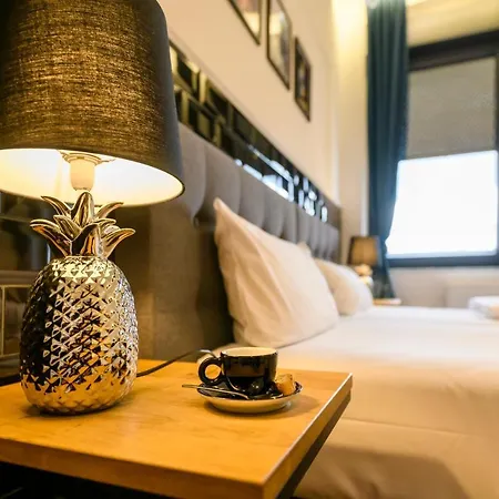 Nikii Boutique 3* Leverkusen