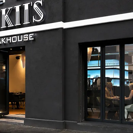 Nikii Boutique
