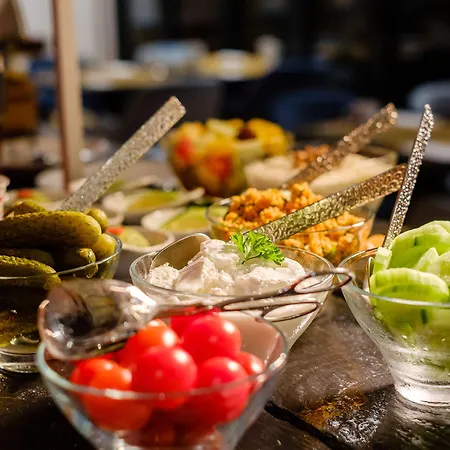 Nikii Boutique Hotel 3*