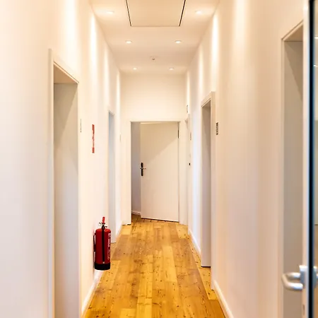 Nikii Boutique לברקוסן