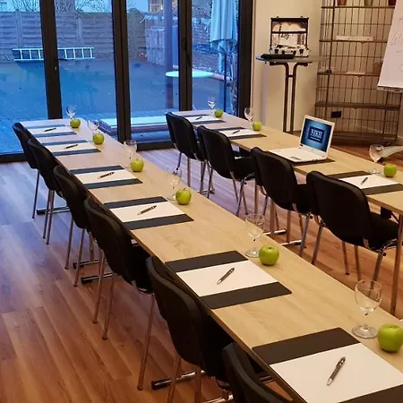 Nikii Boutique Hotel 3*