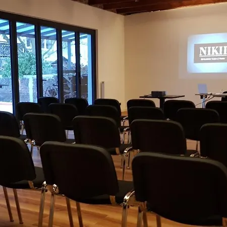 Ξενοδοχείο Nikii Boutique 3*