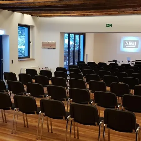 מלון Nikii Boutique 3*